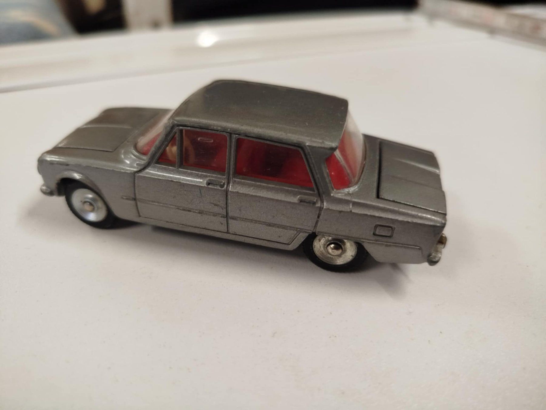 Dinky Toys Modellini d'auto: Dinky Toys (nr 19) – Usato da La Chaux-de-Fonds venduto da Emmaus2300CDF 3