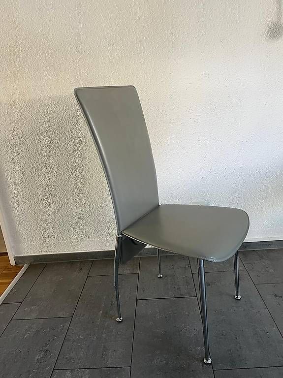 Stühle: 4x ECHT Leder - Ess-Zimmerstühle – Gebraucht aus Oberengstringen von Ladyh 2