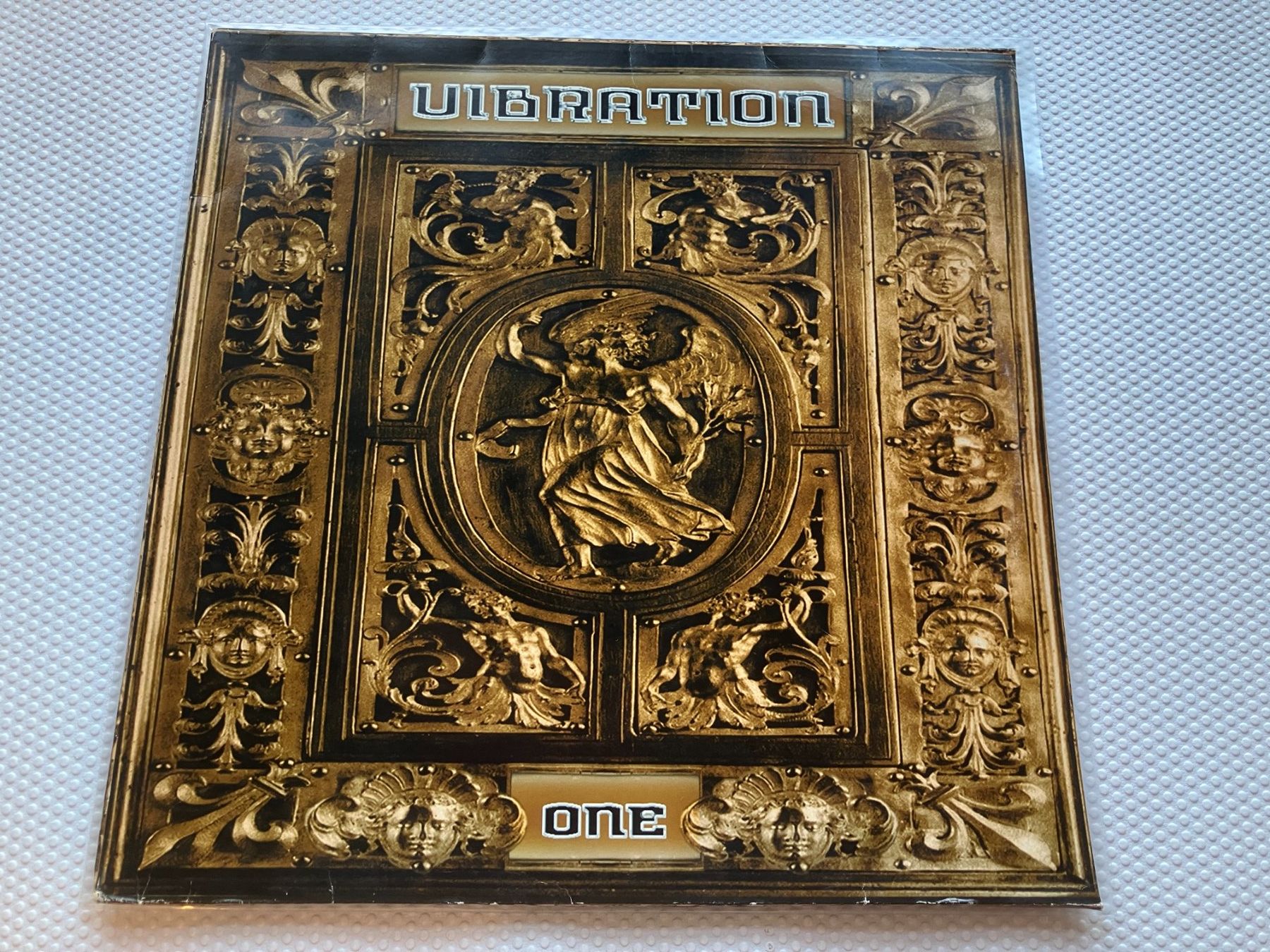 Schallplatten: Vibration One – Gebraucht aus Aarwangen von Jukebox3