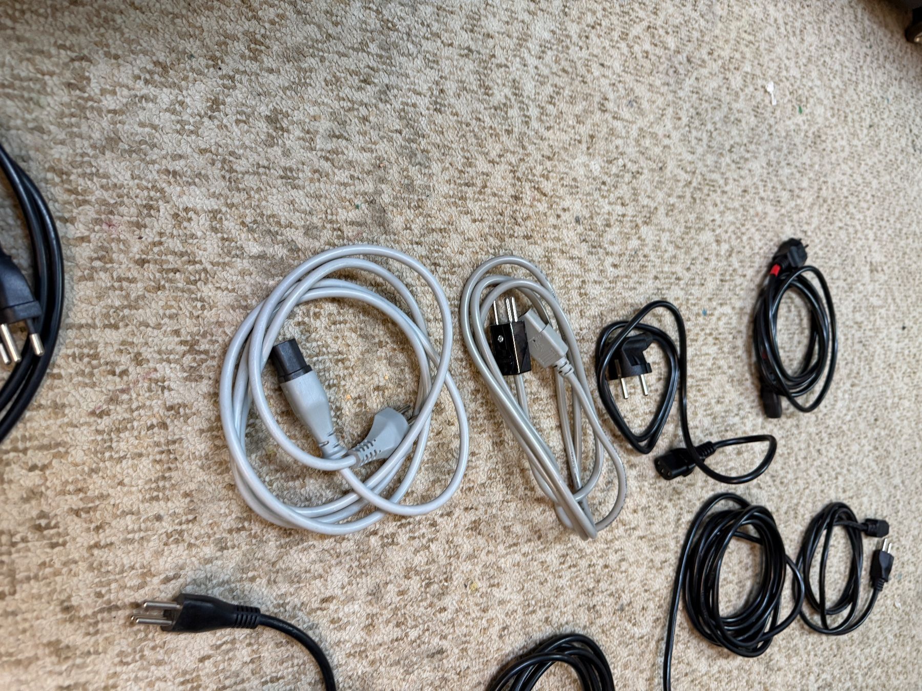 Cavi: Kabel Stromkabel, PC Kabel 10stk – Usato da Niederhasli venduto da swissbrocki 3