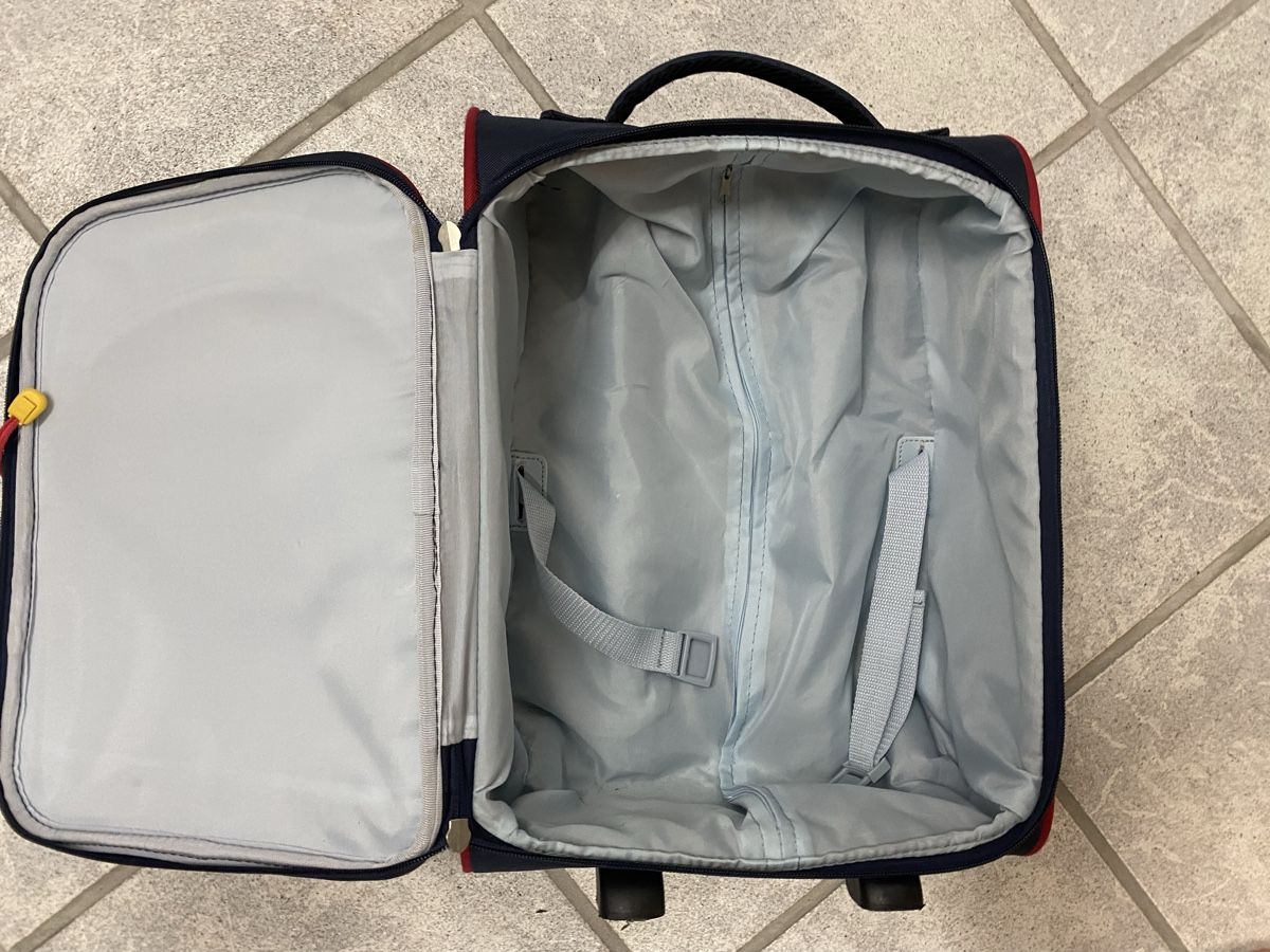 Reisekoffer: Kinderkoffer mit Nessesaire  – Gebraucht aus Würenlos von fasp2012 2
