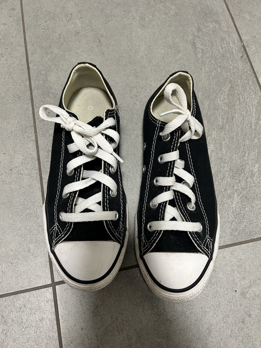 Converse Scarpe da uomo: All Star EU 34 – Usato da Maroggia venduto da Leumas1979