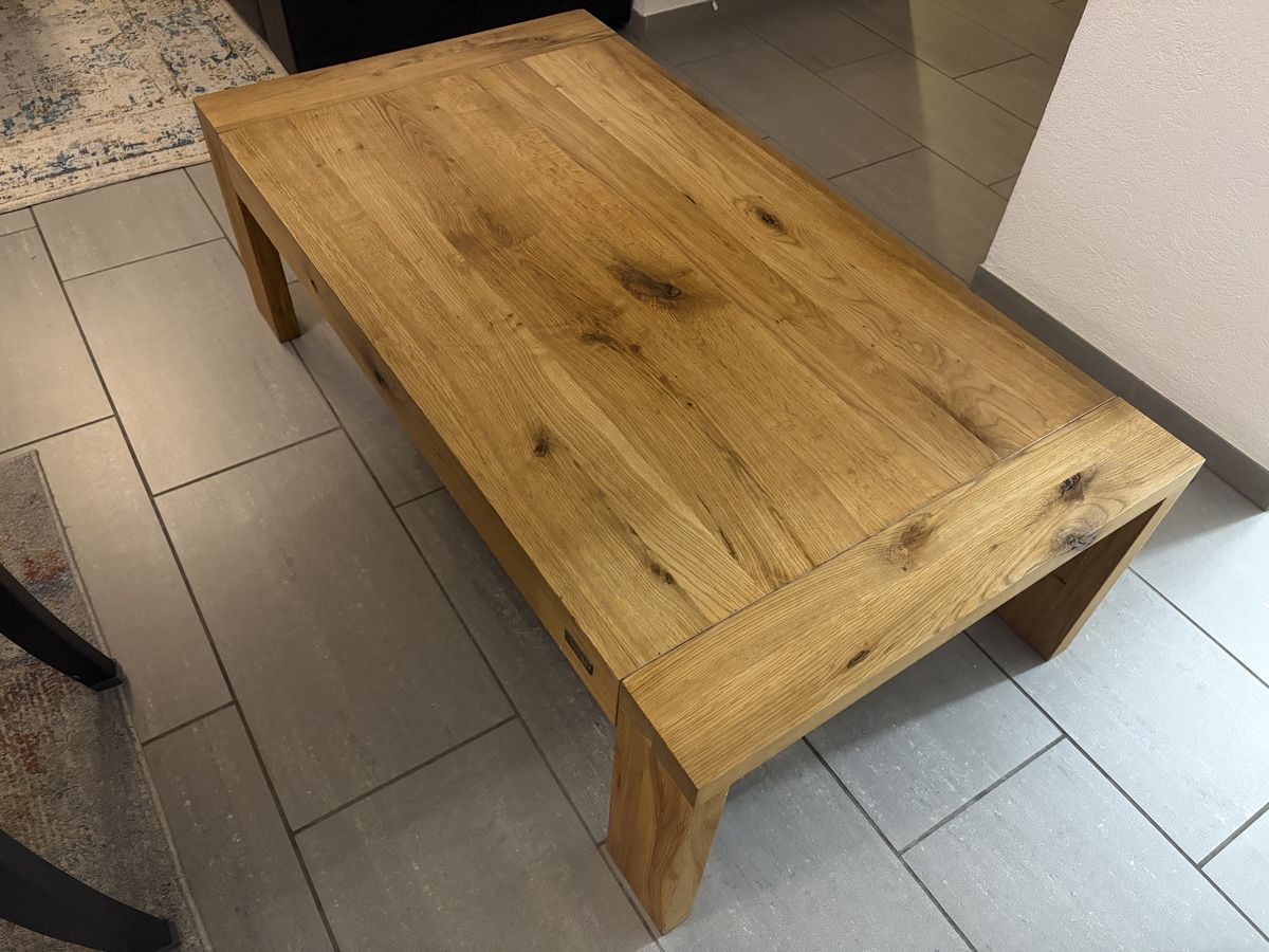 Tische: Couchtisch Fox Depot Eiche massiv – Gebraucht aus Bülach von levi2010 3