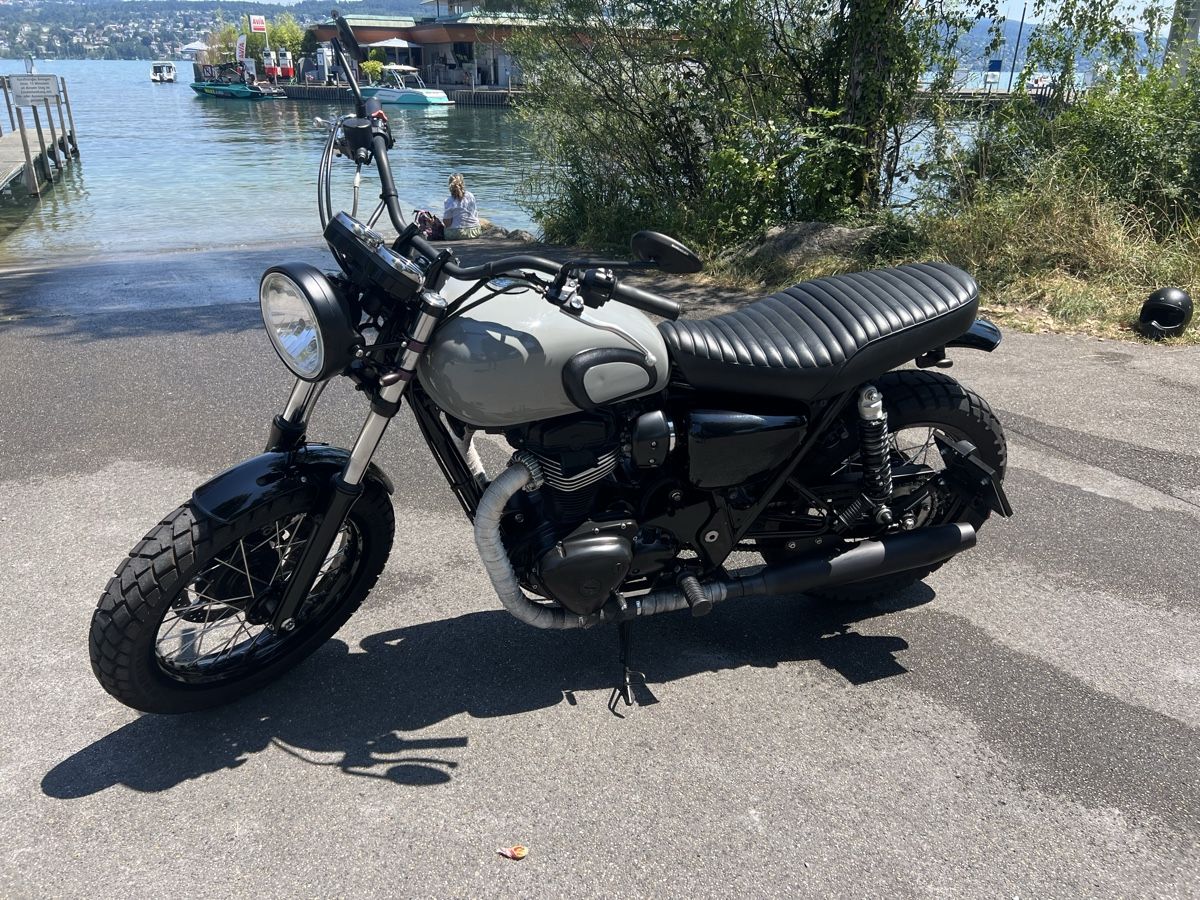 Kawasaki Strasse: Kawasaki W800 Special Edition – Gebraucht aus Zürich von lor_wkv8