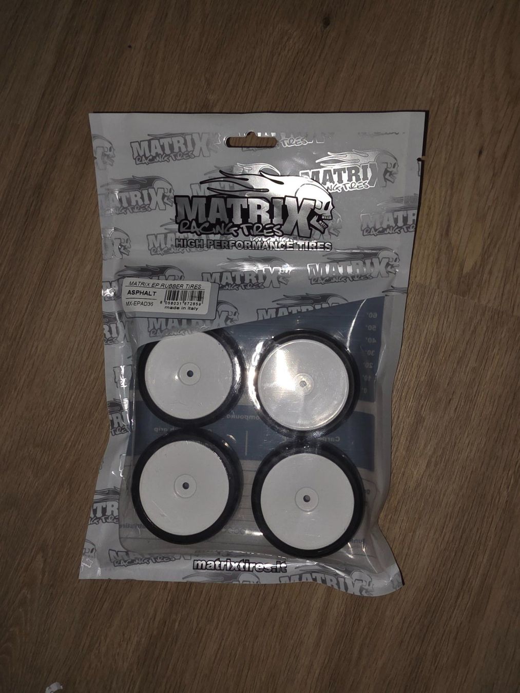 RC Modellbau: SET DE ROUES MATRIX ASPHALT – Neu und originalverpackt aus Remaufens von den_ct95