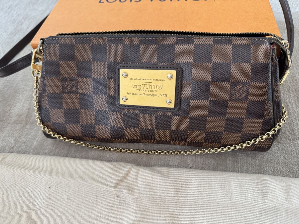 Louis Vuitton Borse: Louis Vuitton Pochette Eva – Usato da Bachenbülach venduto da Elcomaster 1