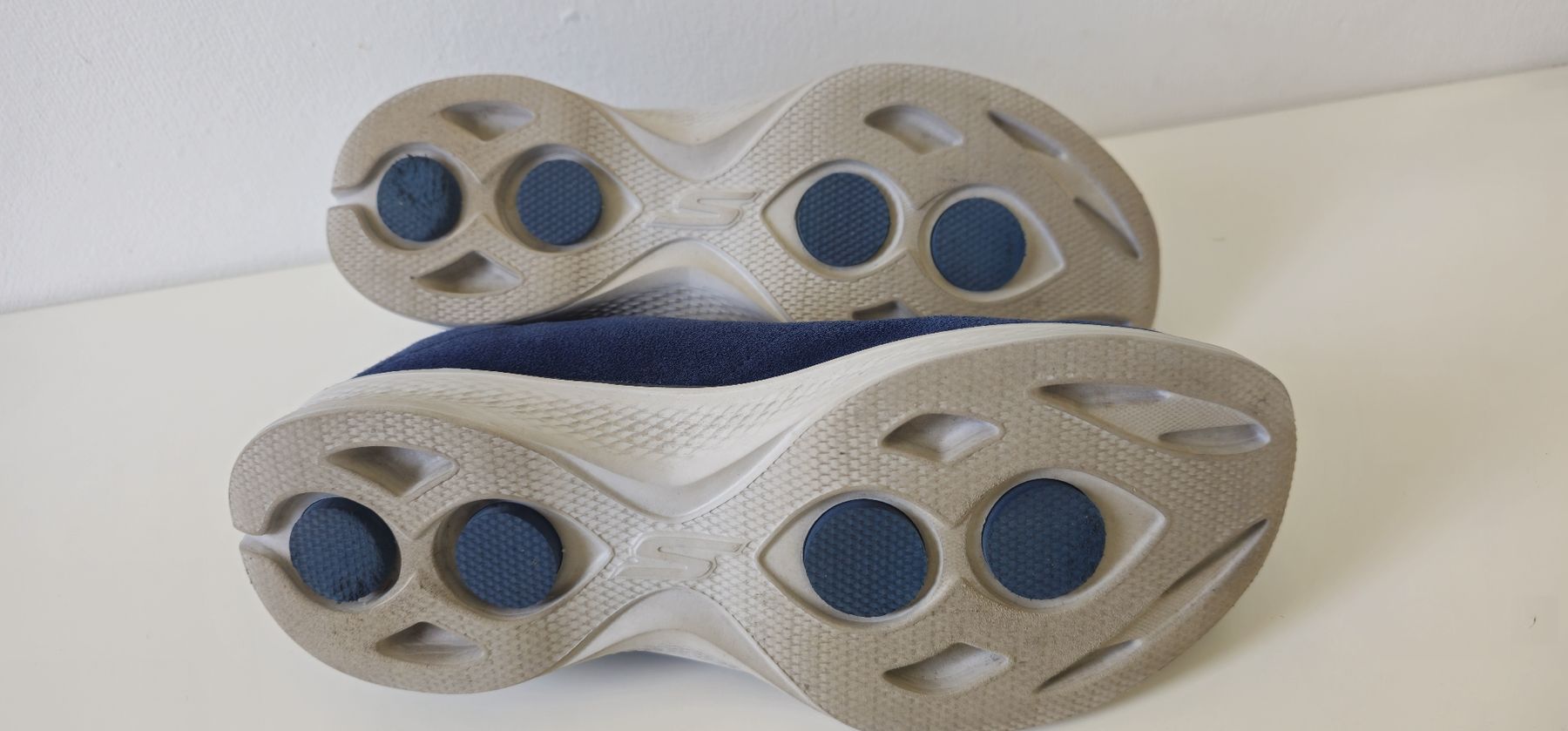 Scarpe da donna: Scetchers Gr. 39 dunkelblau – Usato da Luzern venduto da TausendD 6