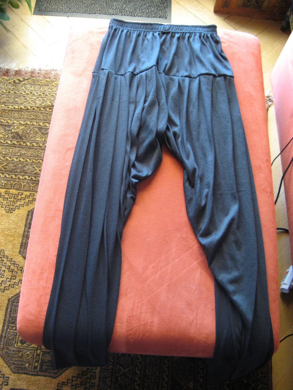 Pantaloni: indische Hose Gr. M oder 38/40 – Nuovo (secondo la descrizione) da Zürich venduto da apil 6