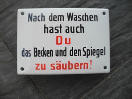 HINWEISSCHILD BAD