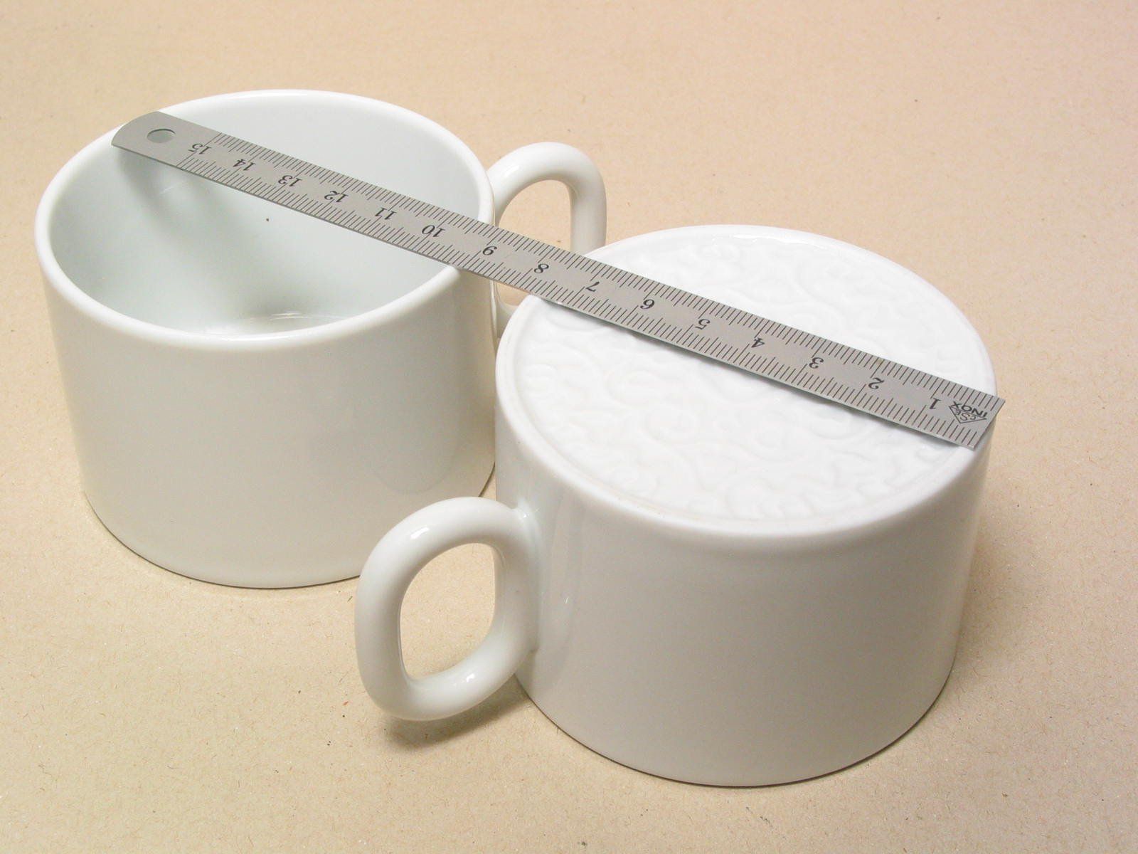 Alessi Tazze: ALESSI 2x Kaffeetasse Mod. Dressed by Marcel Wanders Design – Usato da Dielsdorf venduto da swiss-canon 4