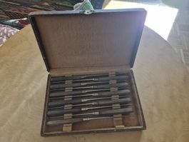 Antikes Set mit 11 Tafelmessern - Schweizer Besteck