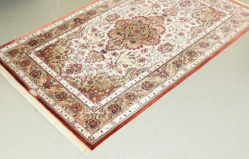 Tappeti: Seidenteppich GHOM – Usato da Zürich venduto da fab_lhd9 2