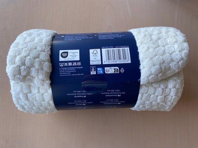 Coperte: Kuscheldecke, neu, 130x160cm, Winterzeit, Sofadecke! – Nuovo e nell'imballaggio originale da Ergisch venduto da July64