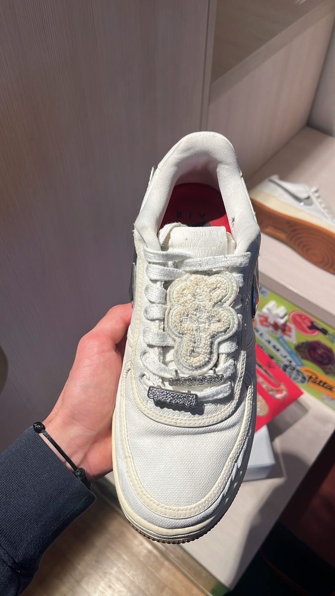 Nike Herrenschuhe: AF1 Travis Scott Original!!! – Neu (gemäss Beschreibung) aus Lachen SZ von mima41 2