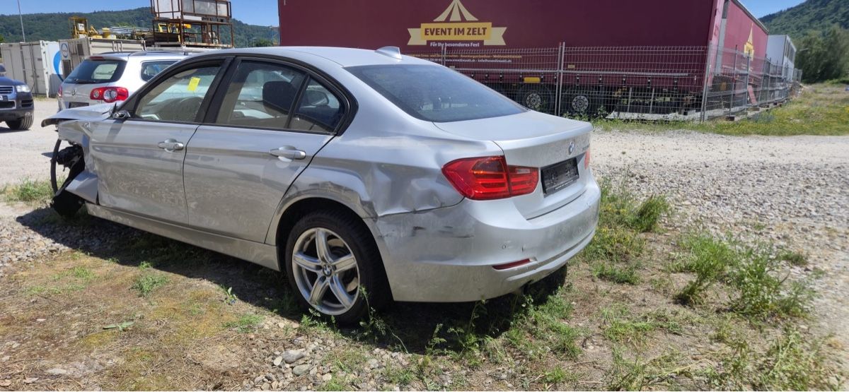 BMW Autos: BMW 320D – D'occasion à Bülach par _milziv 2