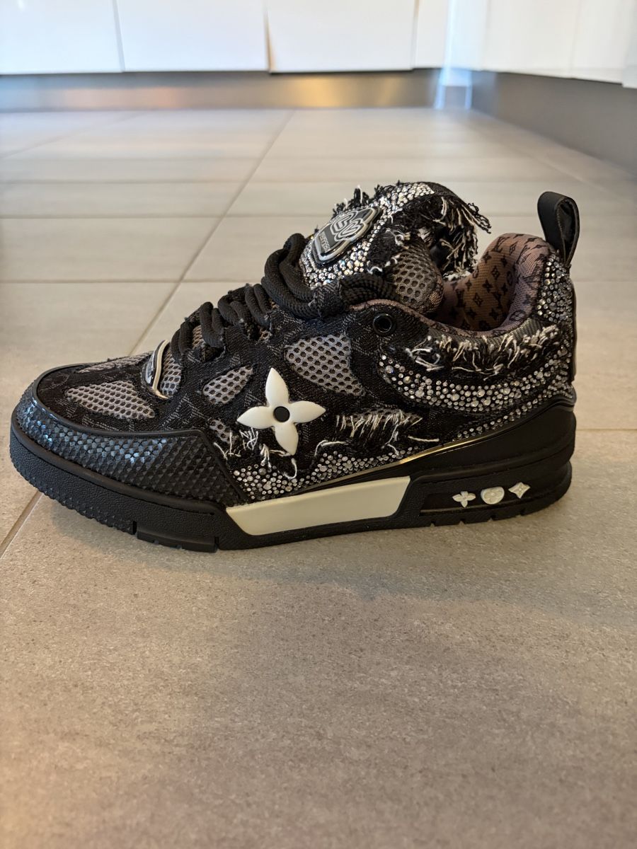 Louis Vuitton Scarpe da uomo: Louis Vuitton LV Trainer Sneaker Monogram World Tour – Nuovo (secondo la descrizione) da Plan-les-Ouates venduto da dboucheron4 1