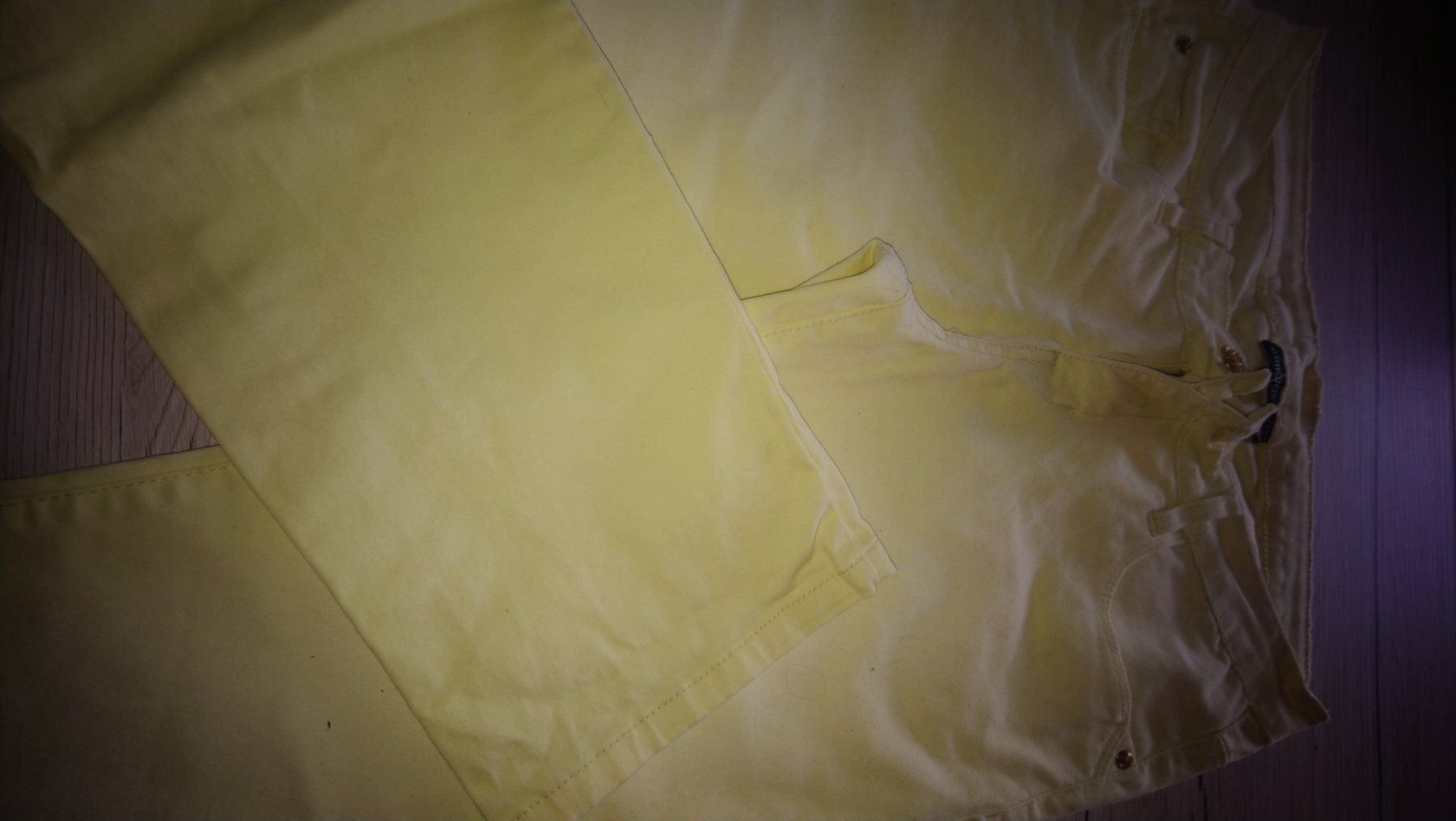 Jeans: 3 paar Hosen gr. 42 – Usato da Grossdietwil venduto da GNOM313 5