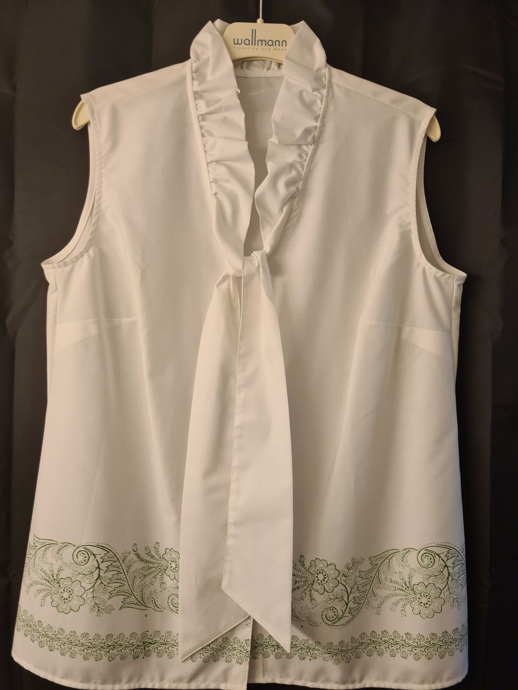 Camicette: Wallmann Baumwoll-Bluse FABRIKNEU! Gr. 44 – Nuovo e nell'imballaggio originale da Bern venduto da melomanie