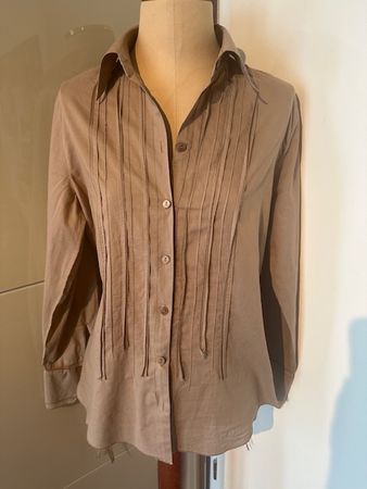 Luisa Cerano, Bluse