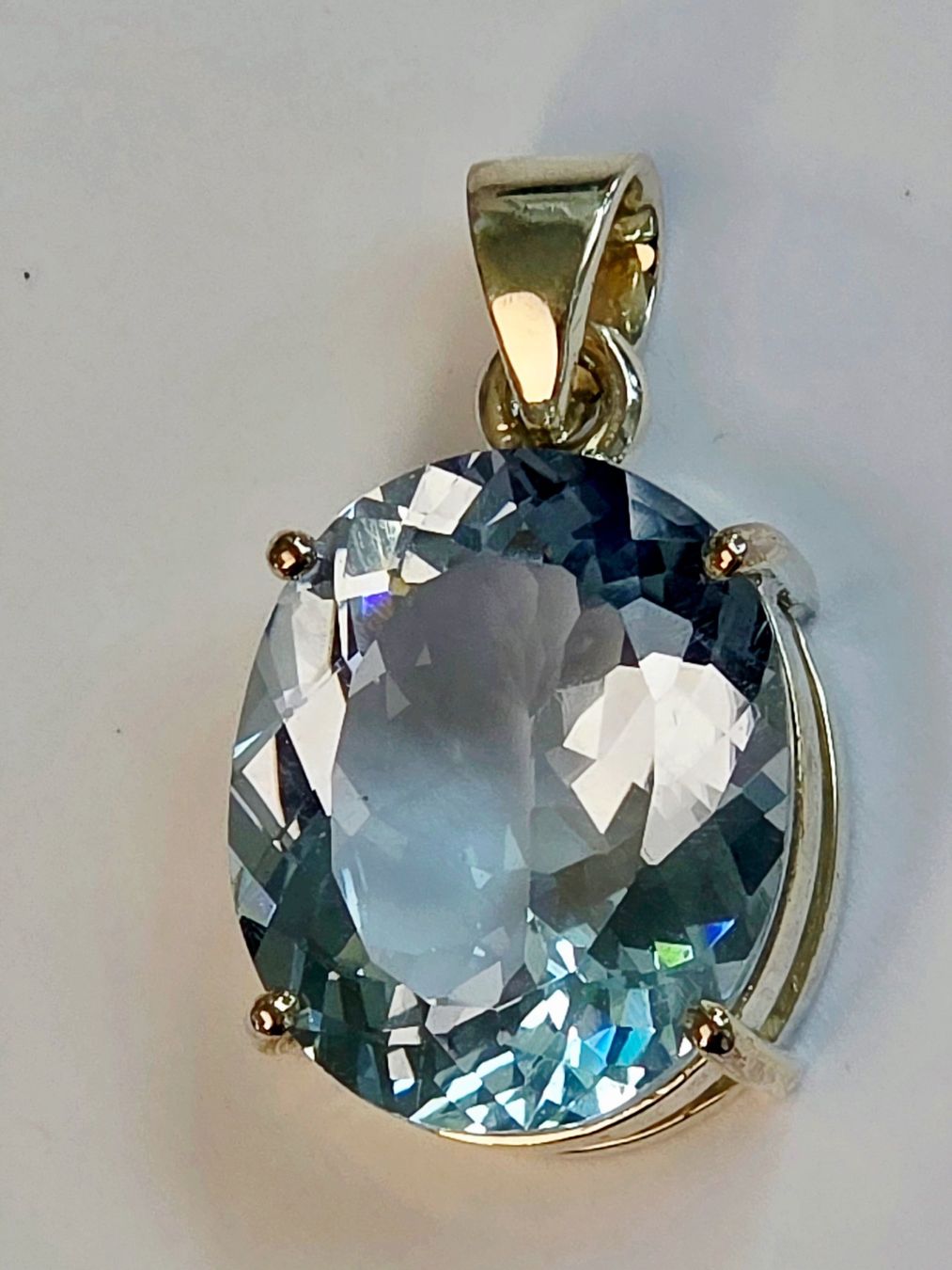Ciondoli: Anhänger Aquamarin oder blau Topas oval Silber 925 neuwertig – Nuovo (secondo la descrizione) da Zürich venduto da benedikt12