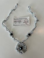 Originelle, schöne handgehäkelte Halskette. Geschenkidee!