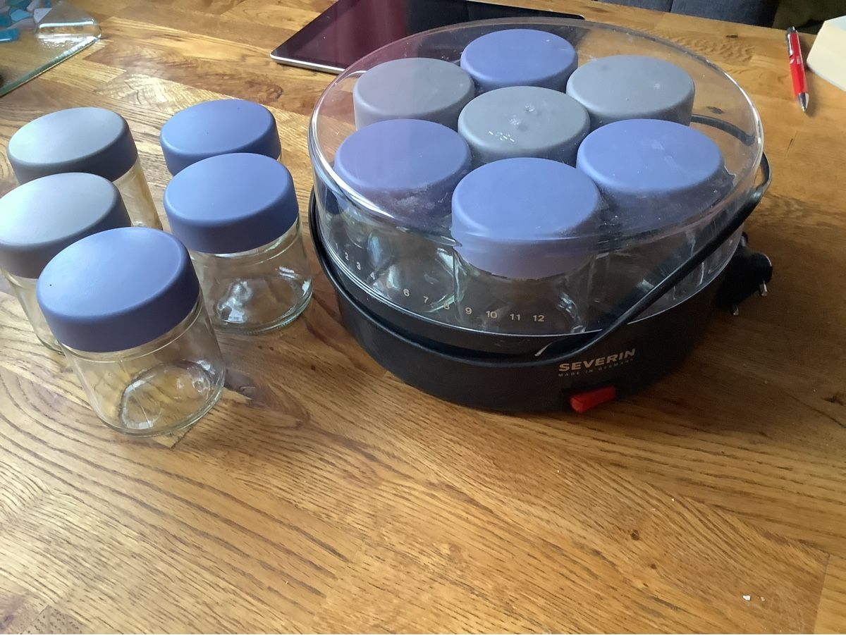 Elettrodomestici da cucina: Joghurt Maschine mit 5 Zusatzgläser – Usato da Veltheim AG venduto da mollilove