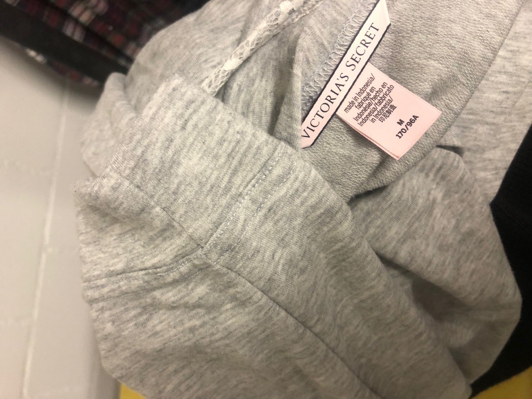 Victoria's Secret Pullover & Sweatshirts: Victorias Secret Pulli M neuwertig – Neu (gemäss Beschreibung) aus Zürich von Nick345 4