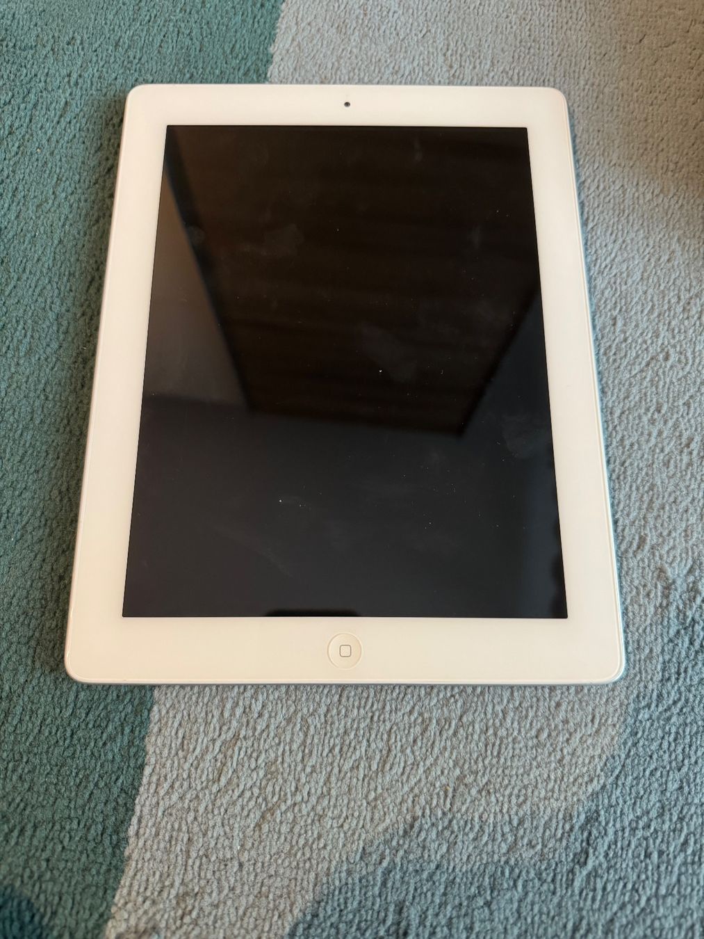 Apple Tablet PC: iPad 2 Generation – Difettoso da Adliswil venduto da Busys