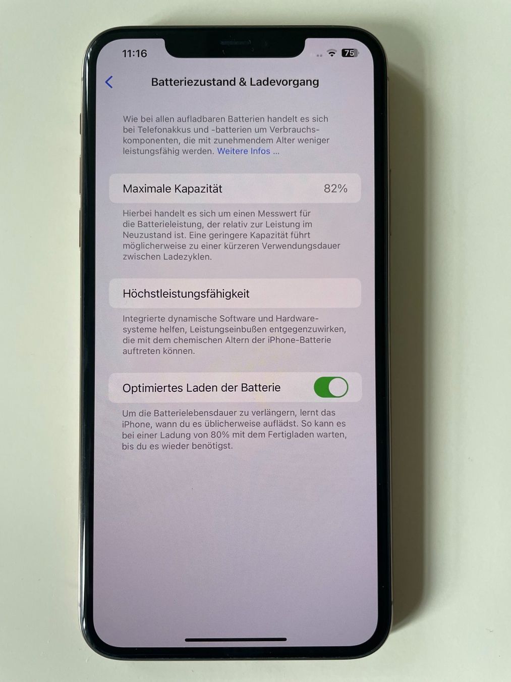 Apple Handys / Smartphones: iPhone 11 Pro Max 64GB Rose Gold – Gebraucht aus Oensingen von  3