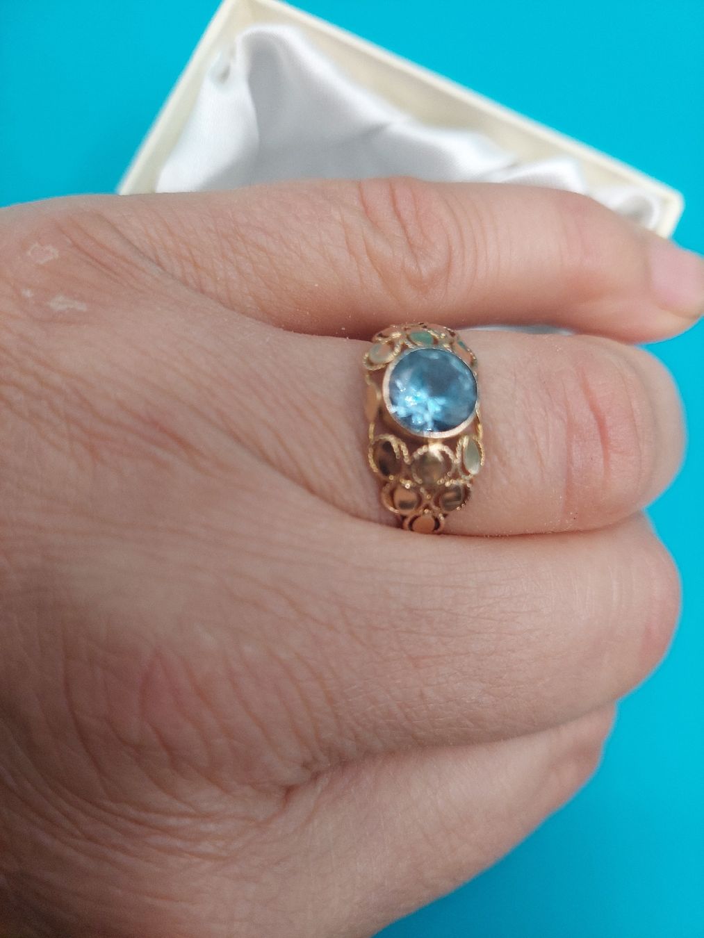 Ringe: Bague en 0r Avec pierre  – Gebraucht aus Vernier von Sop_8yf7 2
