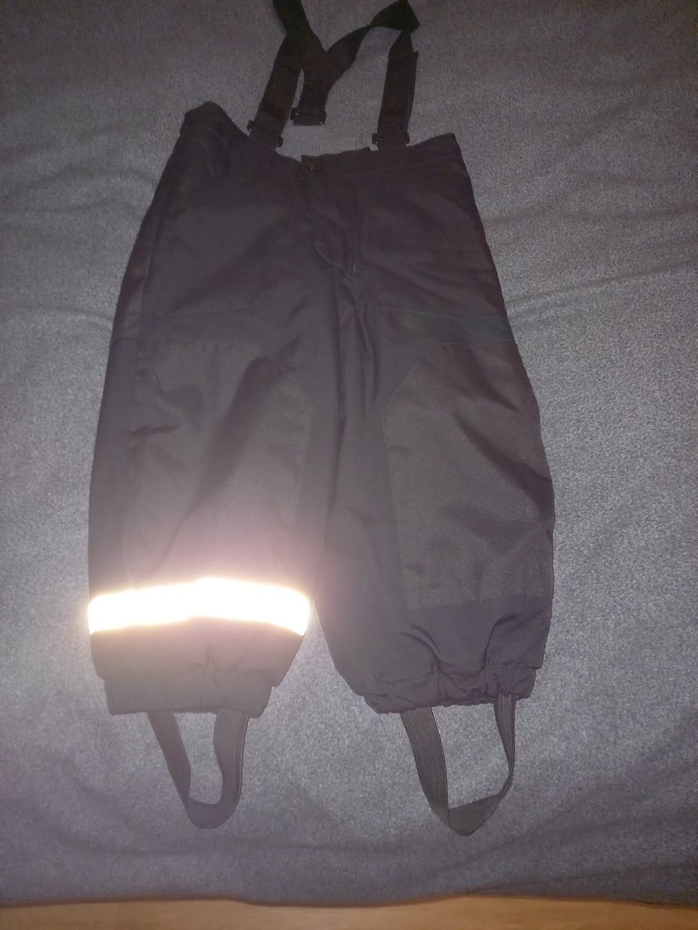 H&M Pantaloni: Tolle Skihose von H&M.Grösse 98. – Usato da Urdorf venduto da Nataschli