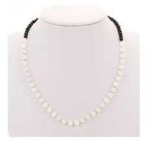 Halskette 44+5cm mit weisser Jade