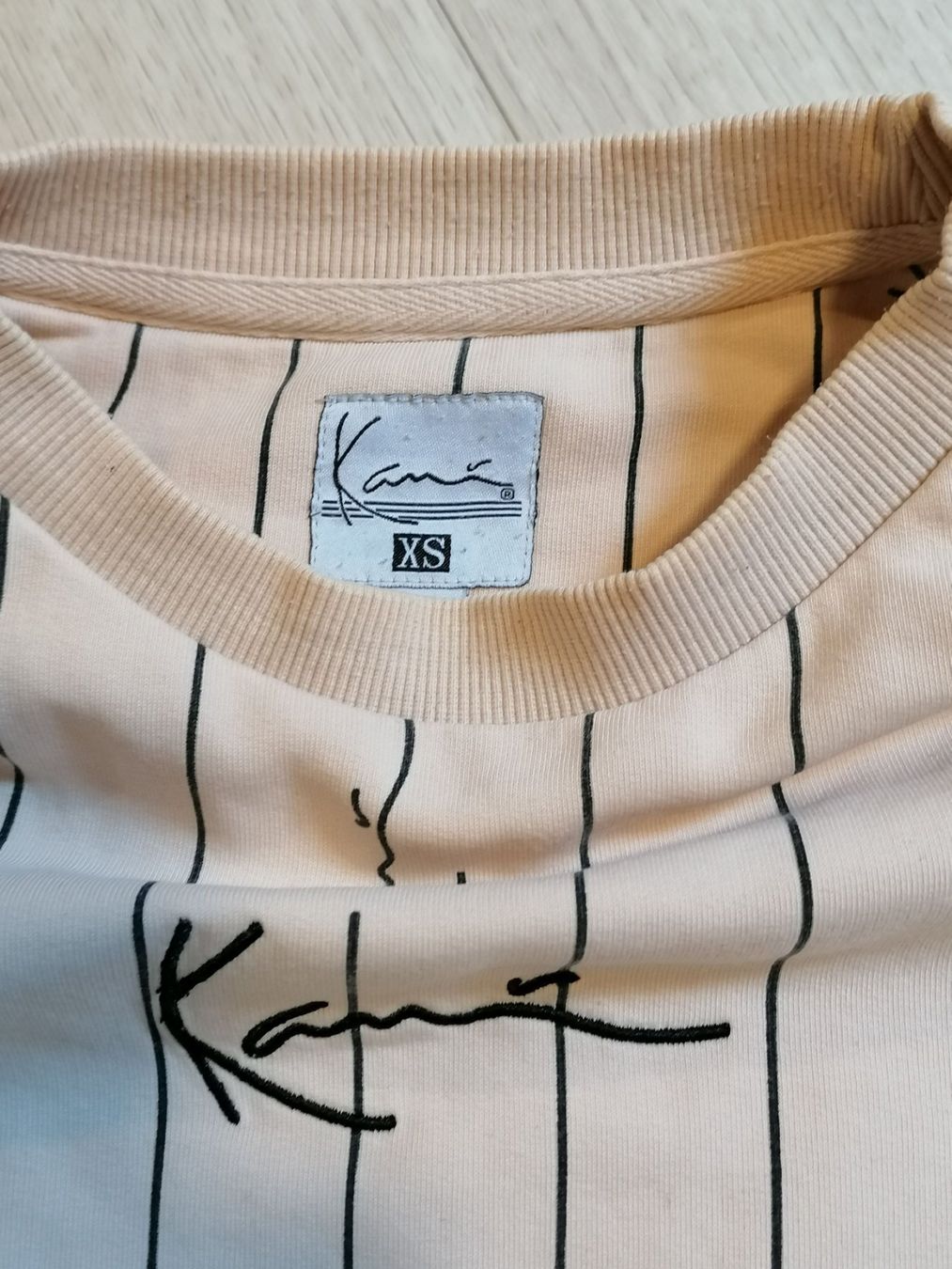 Maglioni & Felpe: Pullover - Marke Karl Kani - Grösse XS - Beige – Usato da Oberurnen venduto da mackrokodile 2