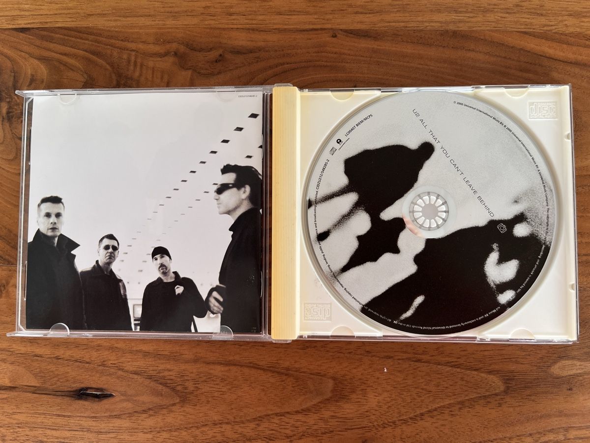CDs: CD U2 October – Gebraucht aus Merenschwand von katerchen01 1