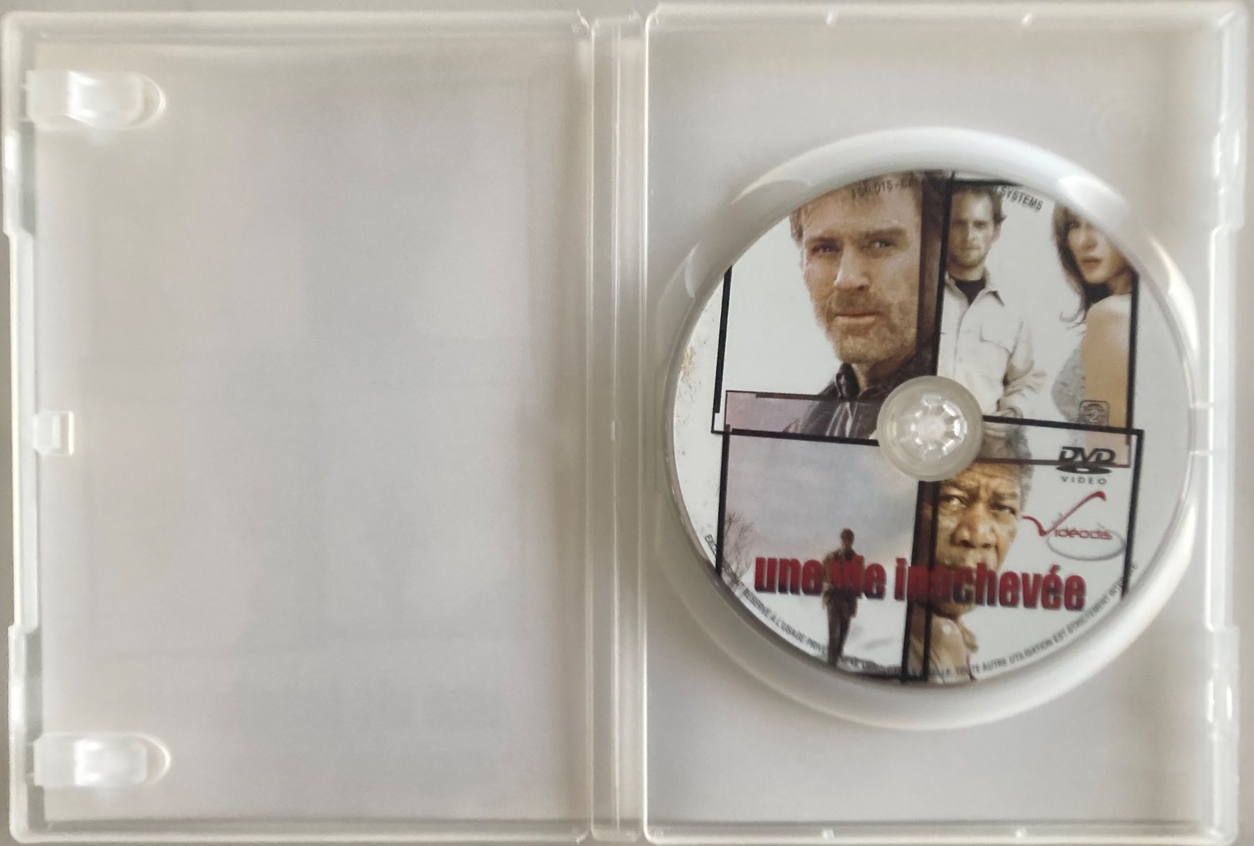Tutti i DVDs: REDFORD / LOPEZ / FREEMAN - UNE VIE INACHEVÉE – Usato da Poliez-Pittet venduto da Newtown-Records 2