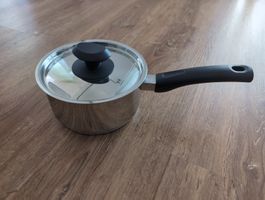 Stielkasserolle mit Deckel Edelstahl neuwertig