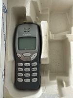 Nokia 3210 in Originalschachtel