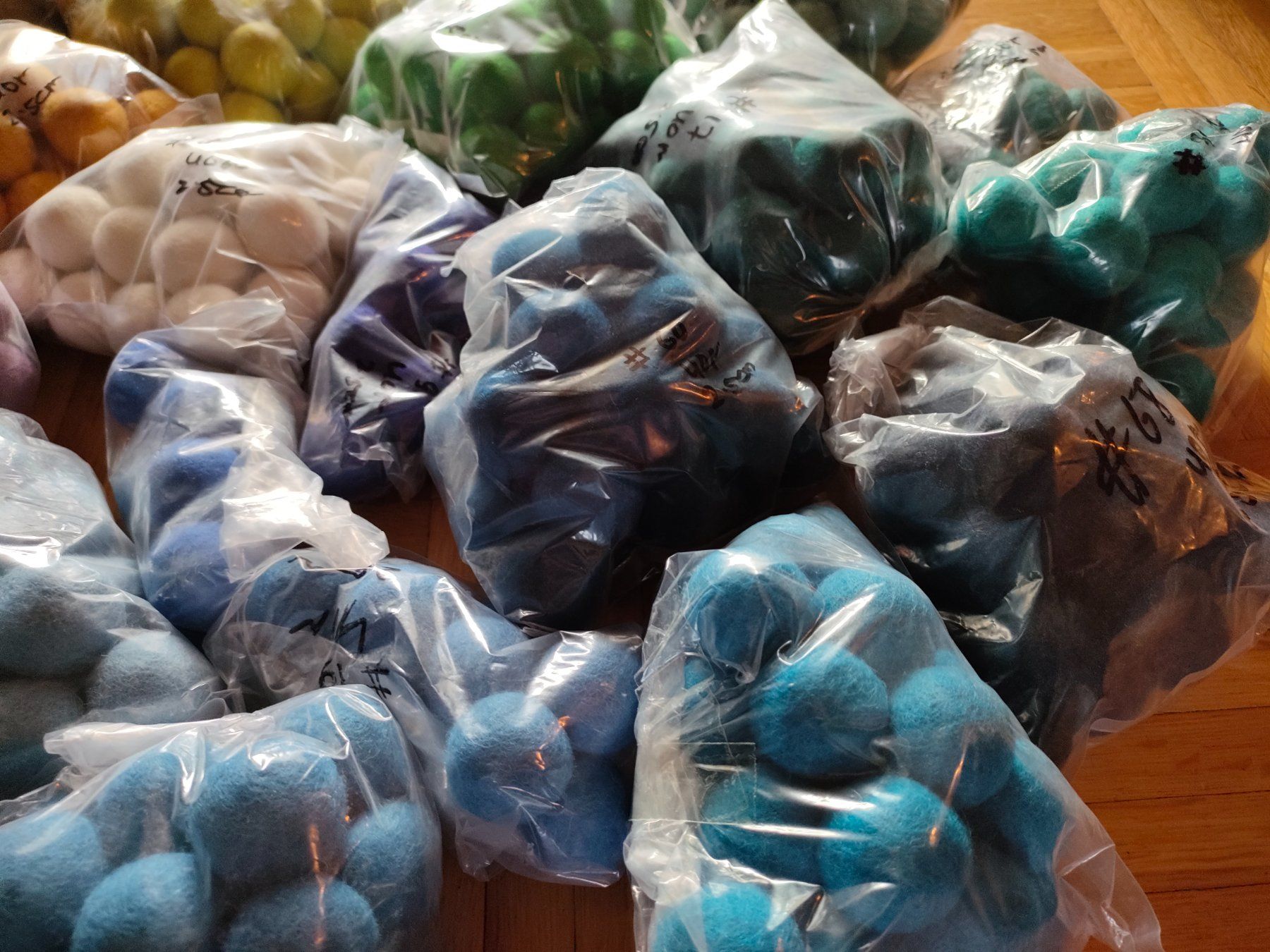 Tutte le decorazioni: Filzkugeln /Pompons – Nuovo (secondo la descrizione) da Zürich venduto da Nuck 1