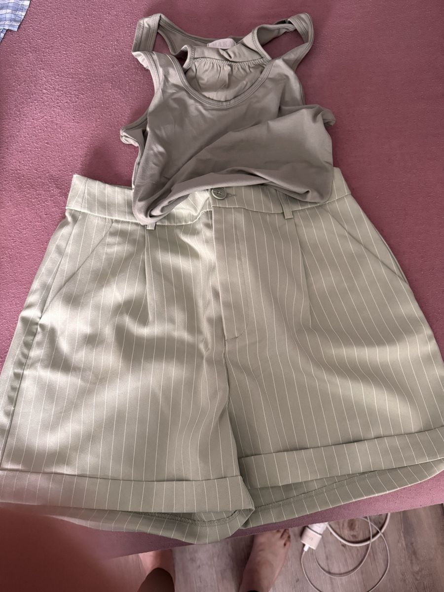 Lotti di vestiti: kleiderpaket gr m/l – Usato da Winterthur venduto da EasyRS 7