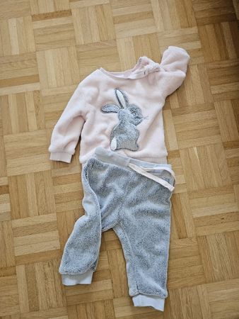 Kuscheliges Baby-Set mit Häschen Applikation, Grösse 74