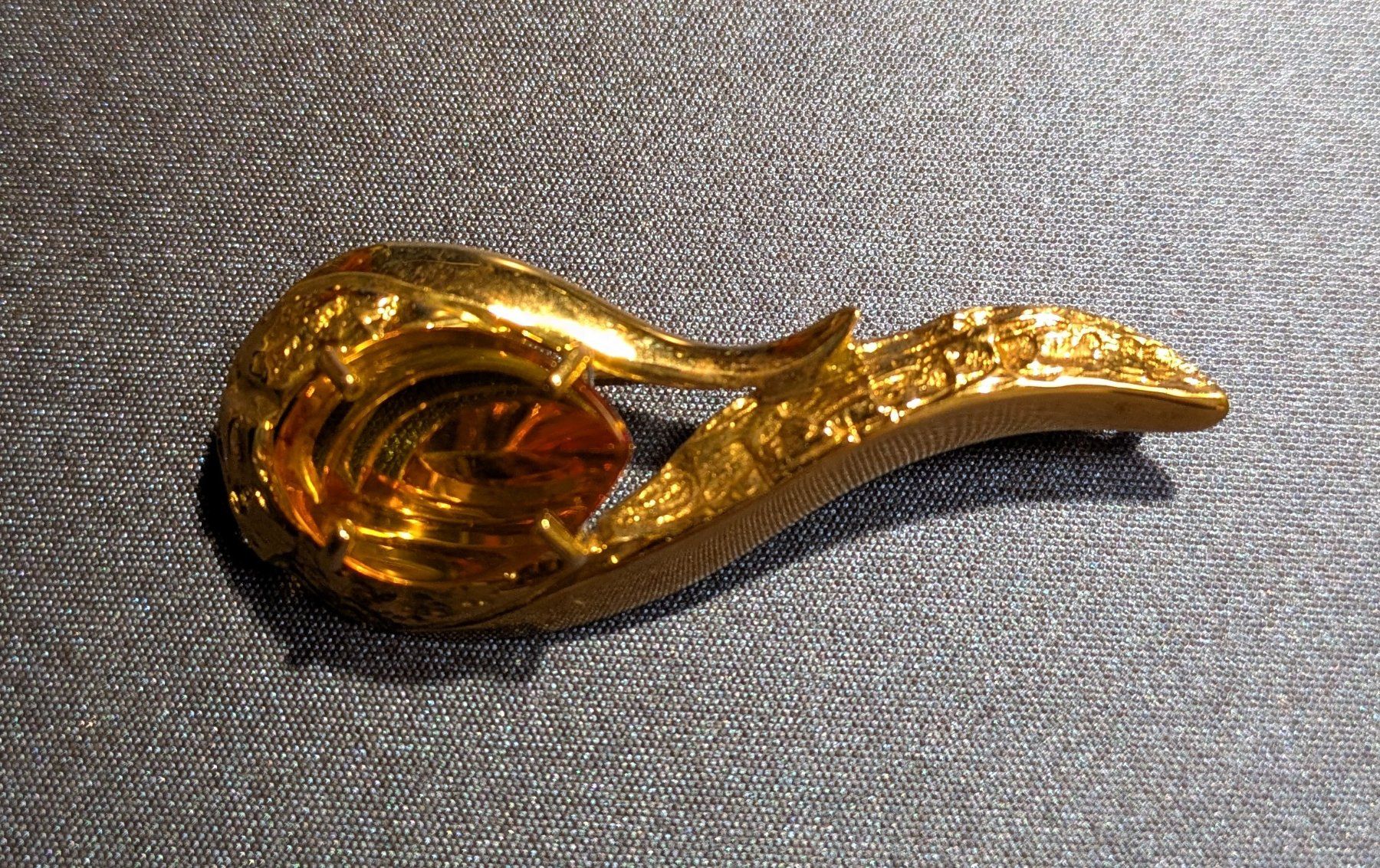 Broschen & Nadeln: Brosche / Anhänger Gold 585 – Gebraucht aus Zetzwil von Stritzi 1