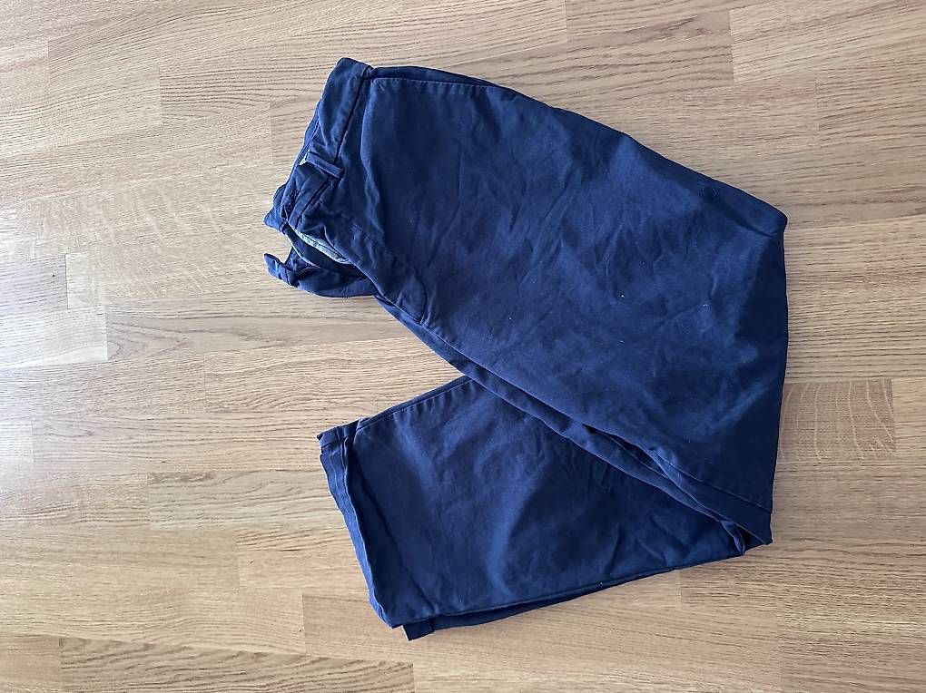 Jeans: GAP straight leg jeans navy blue – Usato da Bottmingen venduto da SemirKaeslin