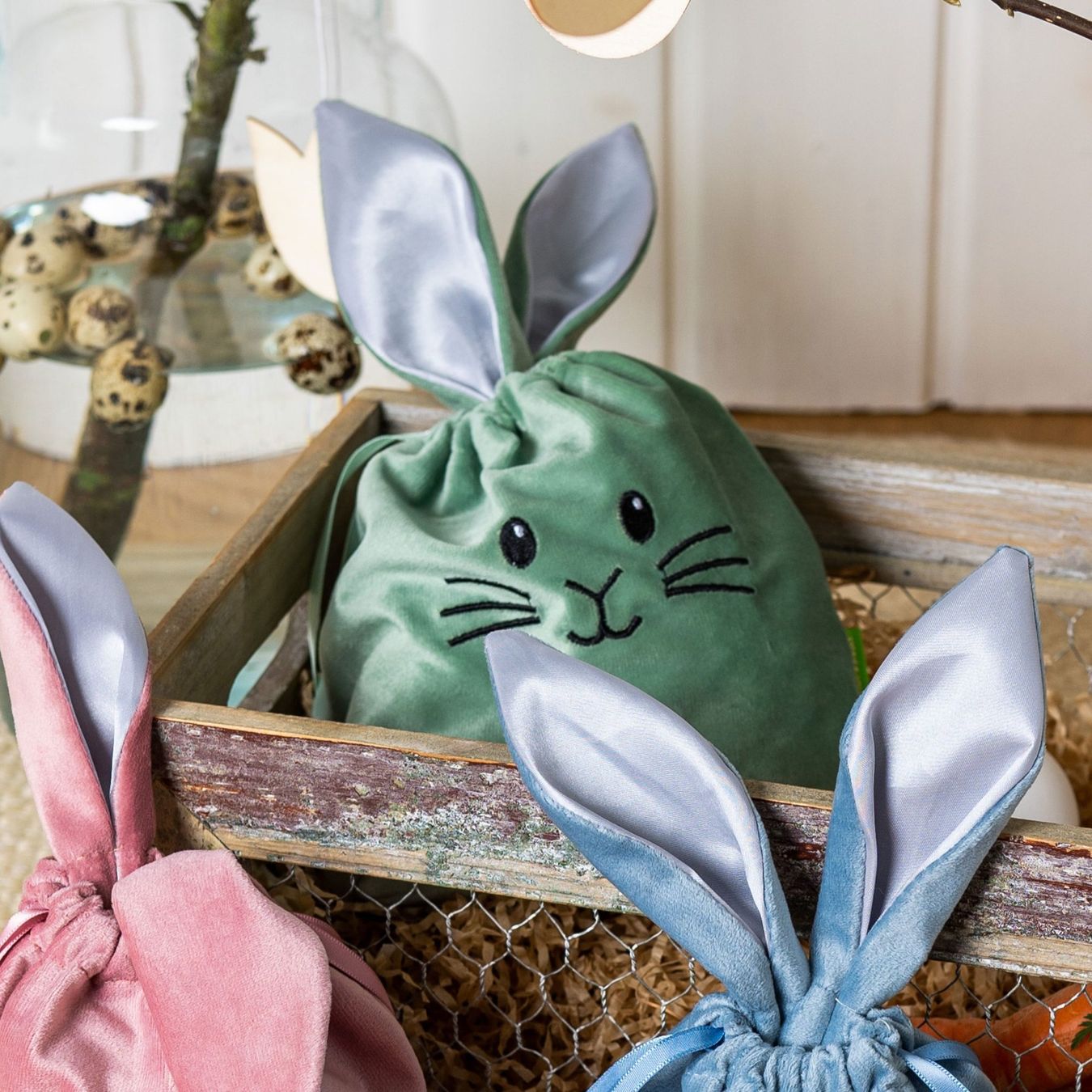 Alle Dekorationen: 3 Geschenksäckchen zu Ostern aus Samt – Neu und originalverpackt aus Walenstadt von Trend-24 2