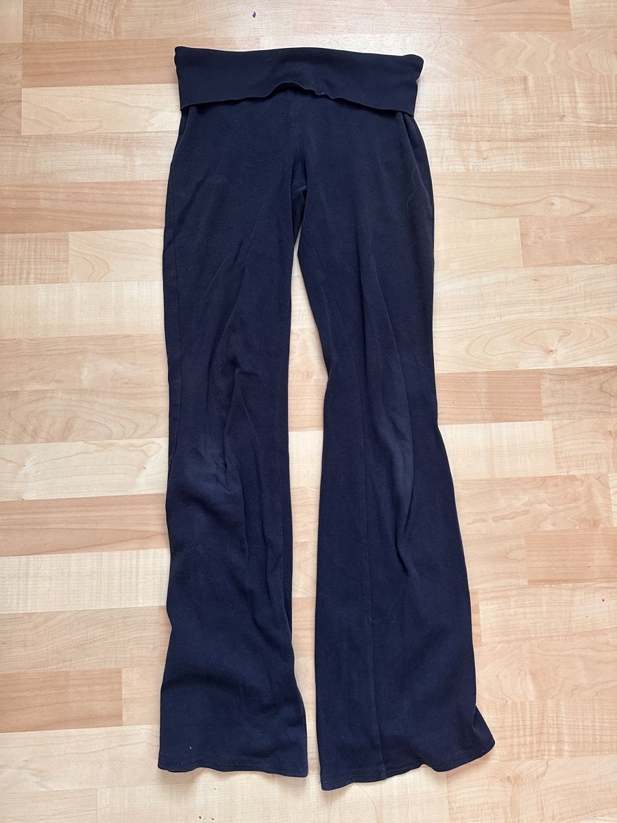 H&M Pantaloni: Dunkelblaue Stoff Schlaghosen – Nuovo (secondo la descrizione) da Allenwinden venduto da pampelmuse78