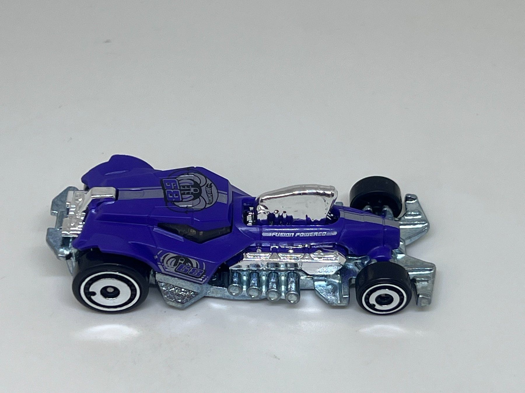 Hot Wheels Modellini d'auto: Hot Wheels Fusion Busta #221 – Usato da Wildegg venduto da LaaBoutique 1