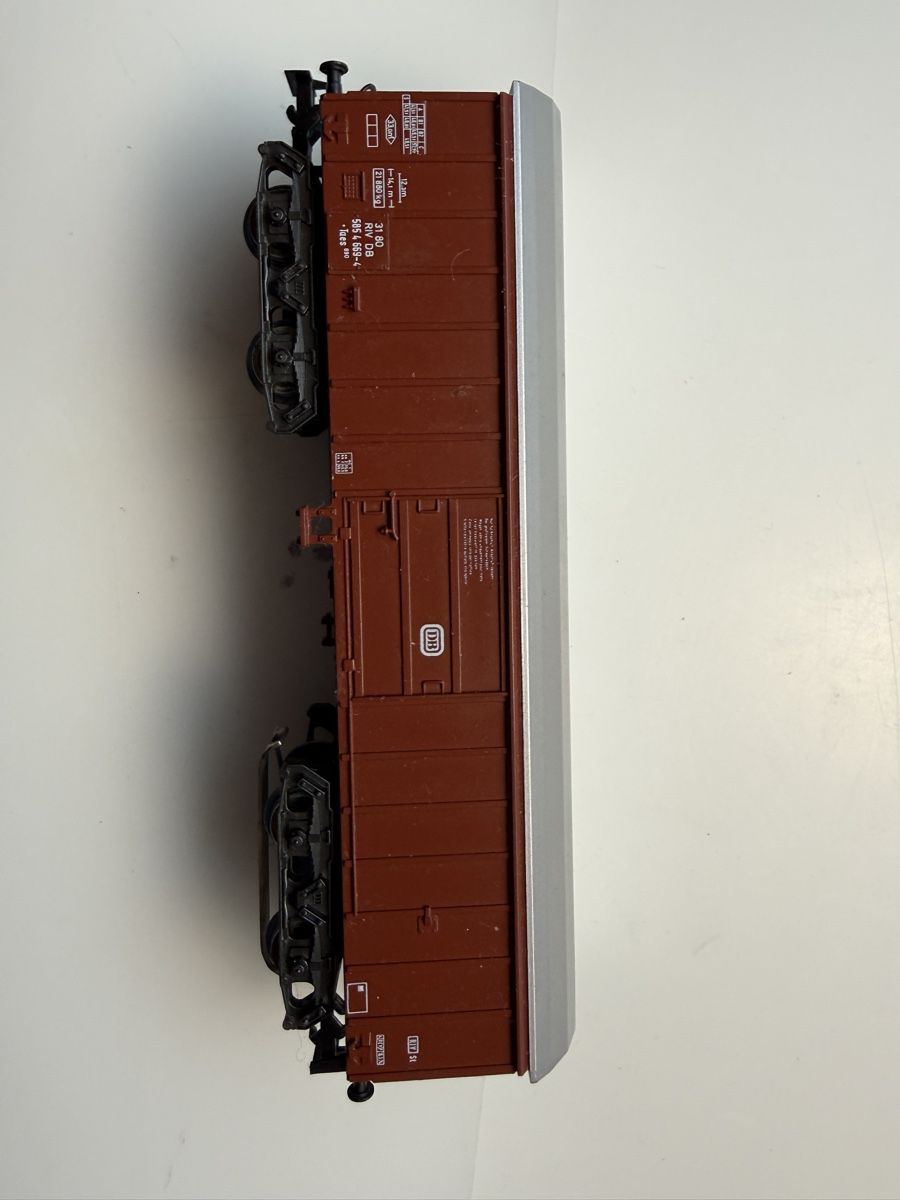 Märklin Modelleisenbahnen: Märklin Güterwagen H0 mit Schlusslicht – Gebraucht aus Schaffhausen von Danilo-86 2