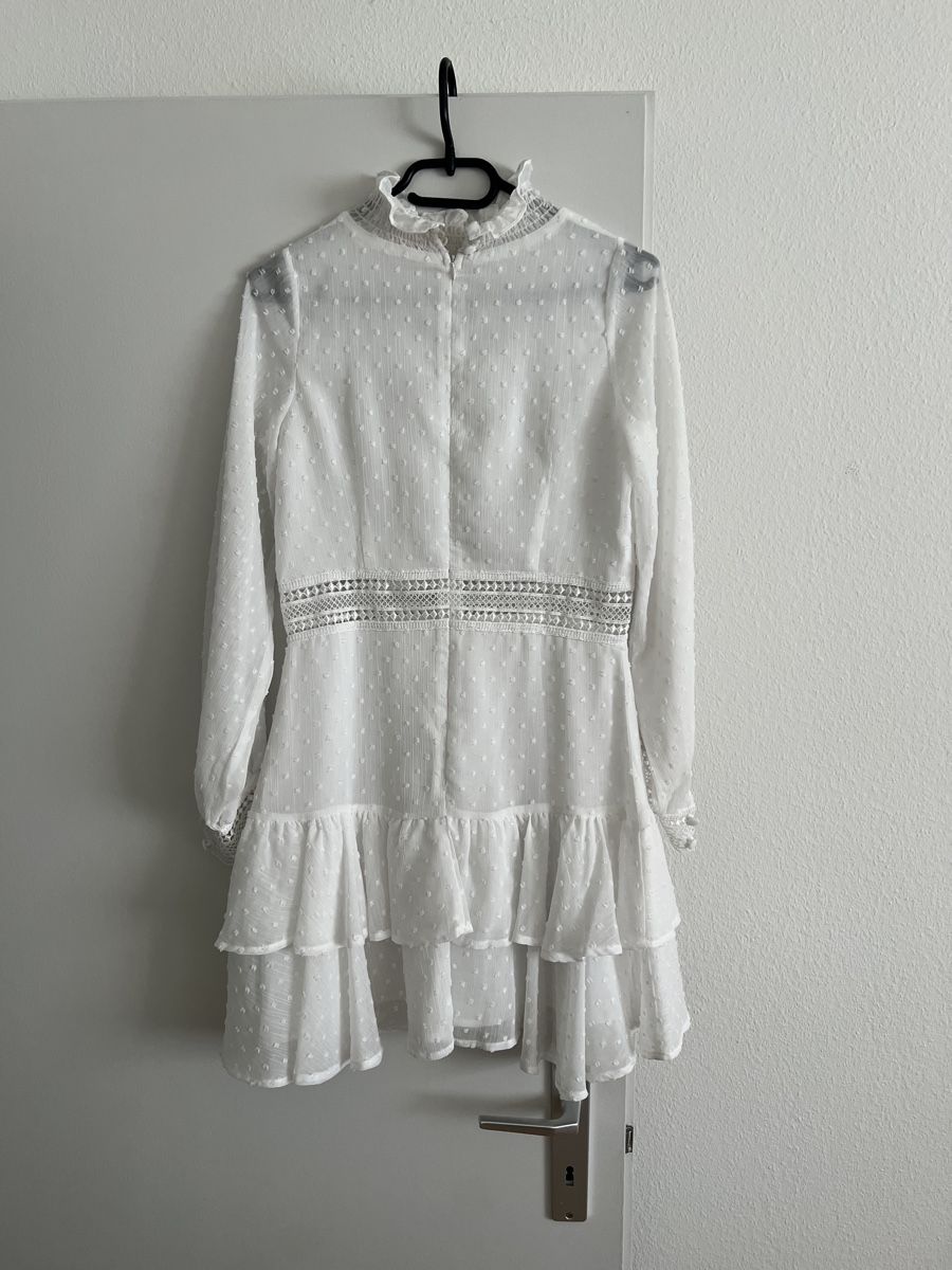 Vestiti: Showpo Kleid in weiss - S – Usato da Rothrist venduto da FL_17 1