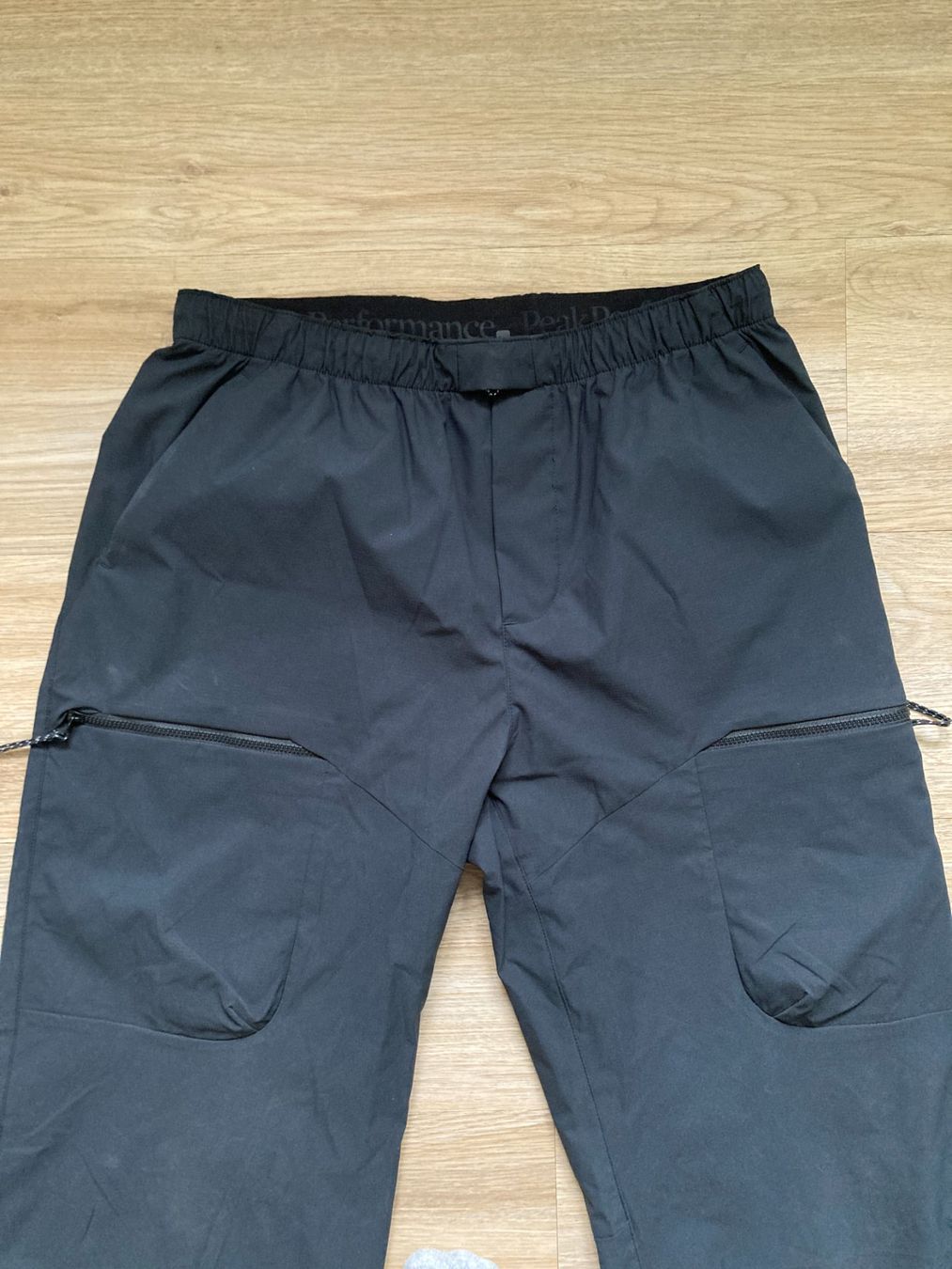Peak Performance Pantaloni: NEU/NEUF Cargo hiking pants Peak Performance S – Nuovo (secondo la descrizione) da Delémont venduto da Nico2800 3