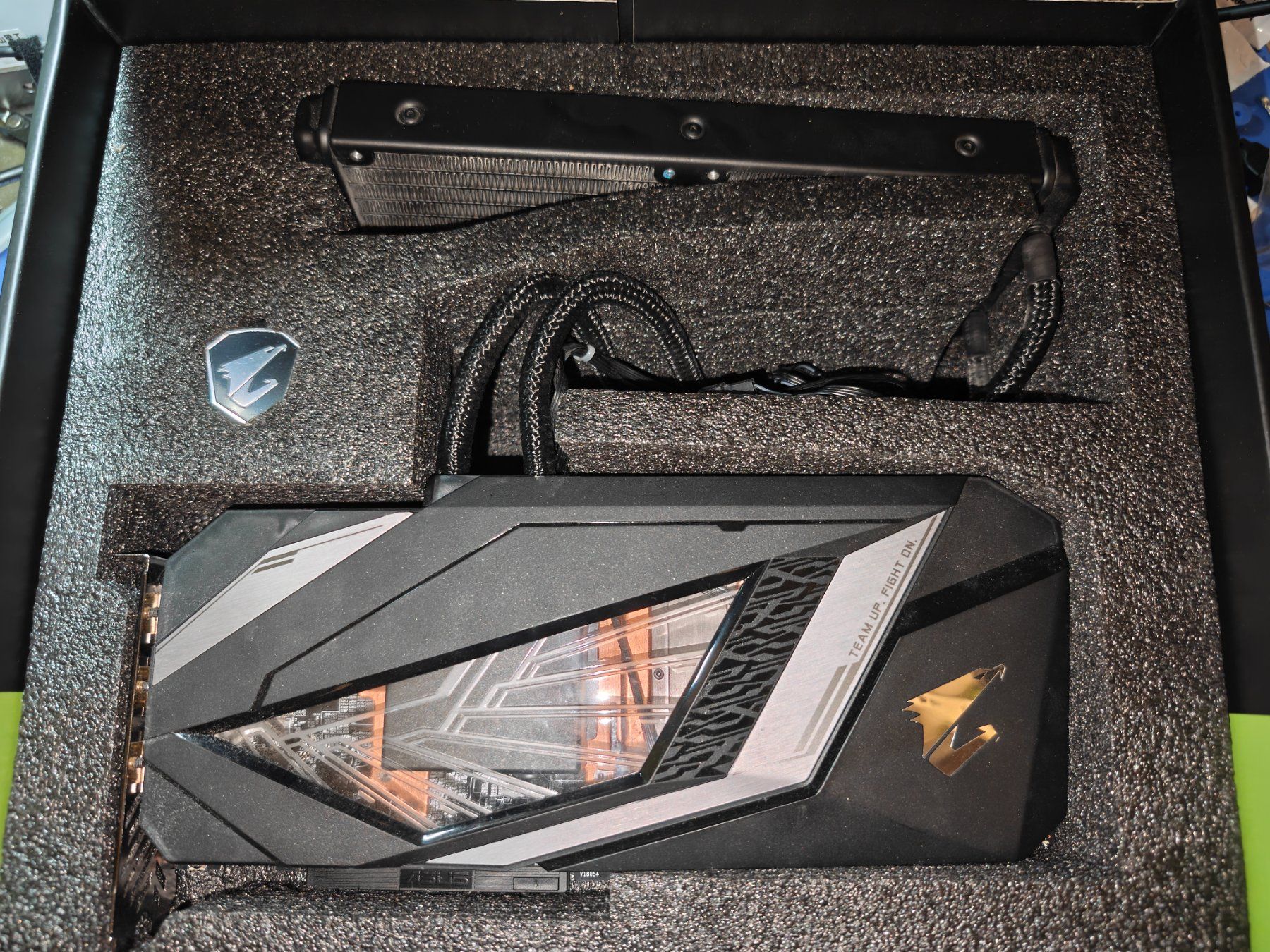 Nvidia Cartes graphiques: Gigabyte Aorus RTX 2080 Super Waterforce 8GB – D'occasion à Sargans par NewLifeForGPUs 3