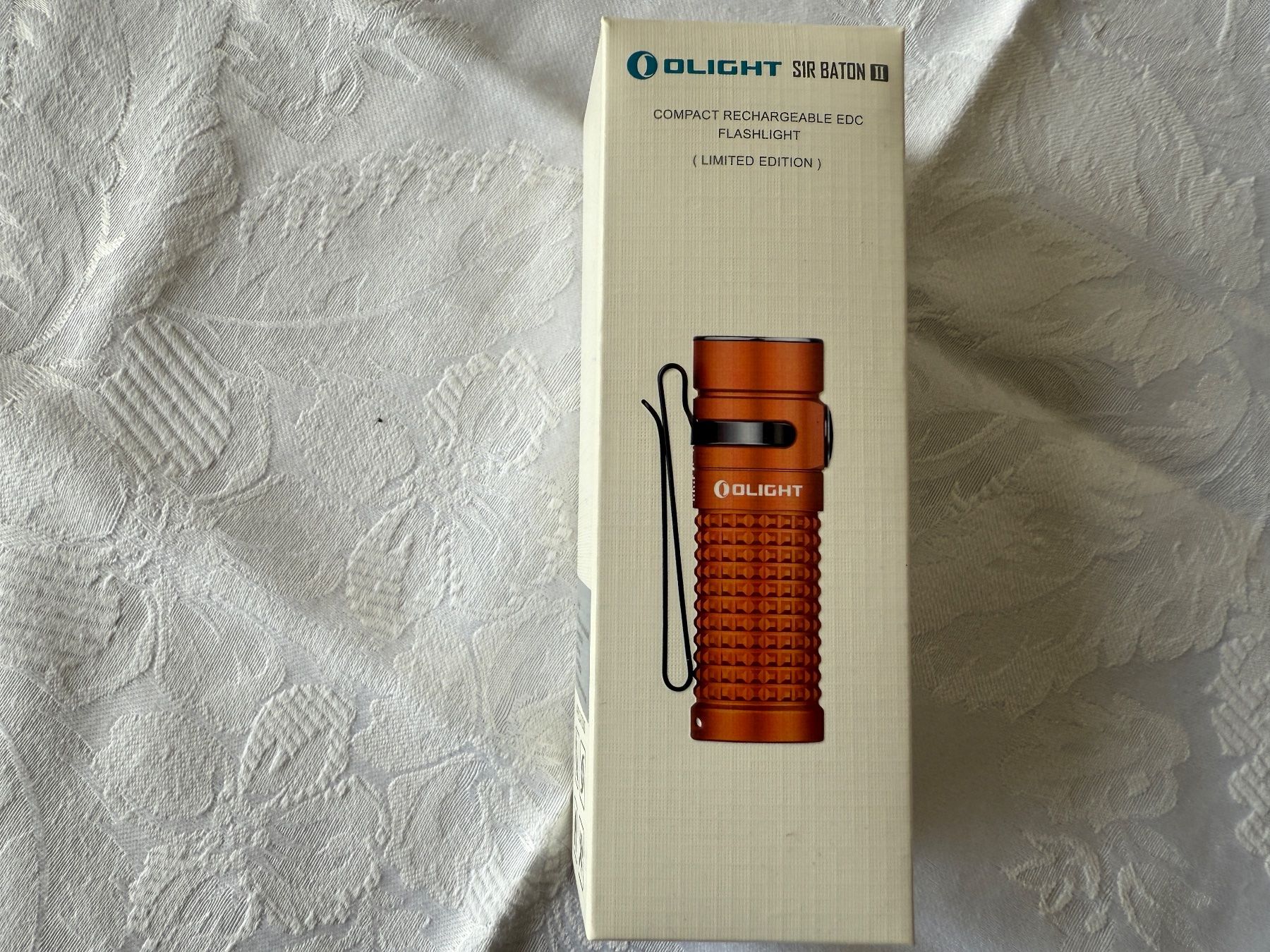 Olight Lampade: OLIGHT SIR BATON LIMITED EDITION – Nuovo e nell'imballaggio originale da Worblaufen venduto da Sissi10